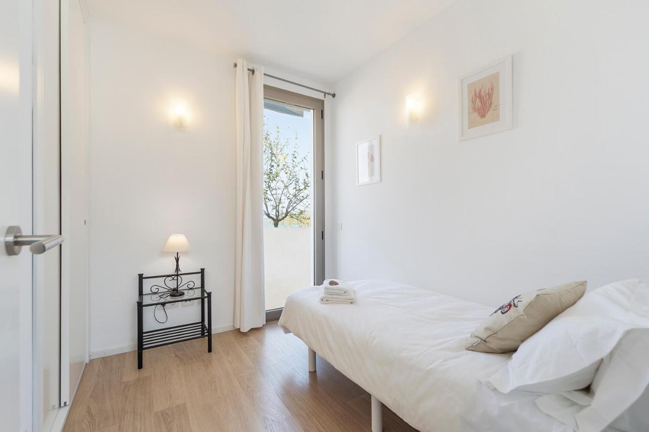 Сasa de vacaciones Sunny Townhouse With Terrace In Son Serra