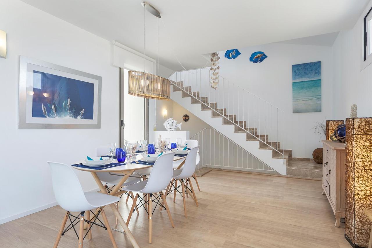 Сasa de vacaciones Sunny Townhouse With Terrace In Son Serra